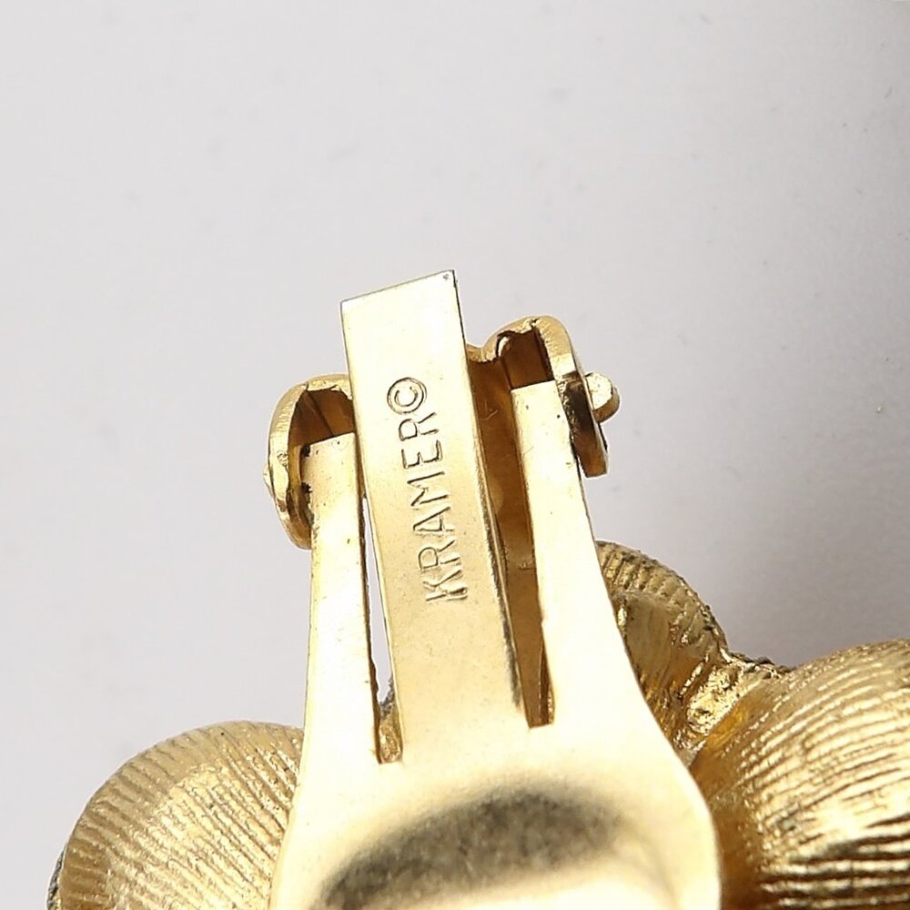 Vintage Kramer Multi-Strand Lucite Necklace and Earring Set - Picture 4 of 7